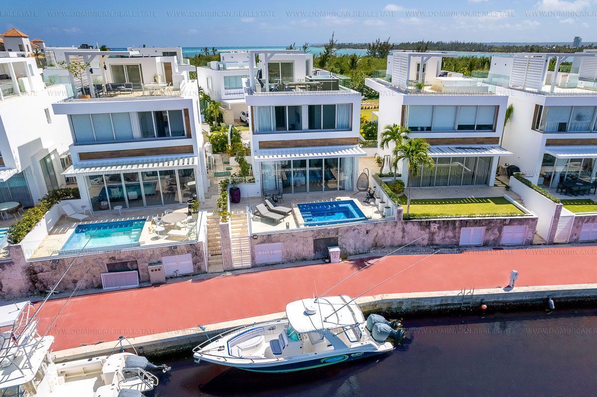 2 de 28: Oceanfront Villa For Sale Oceans 21 Marina Cap Cana 2