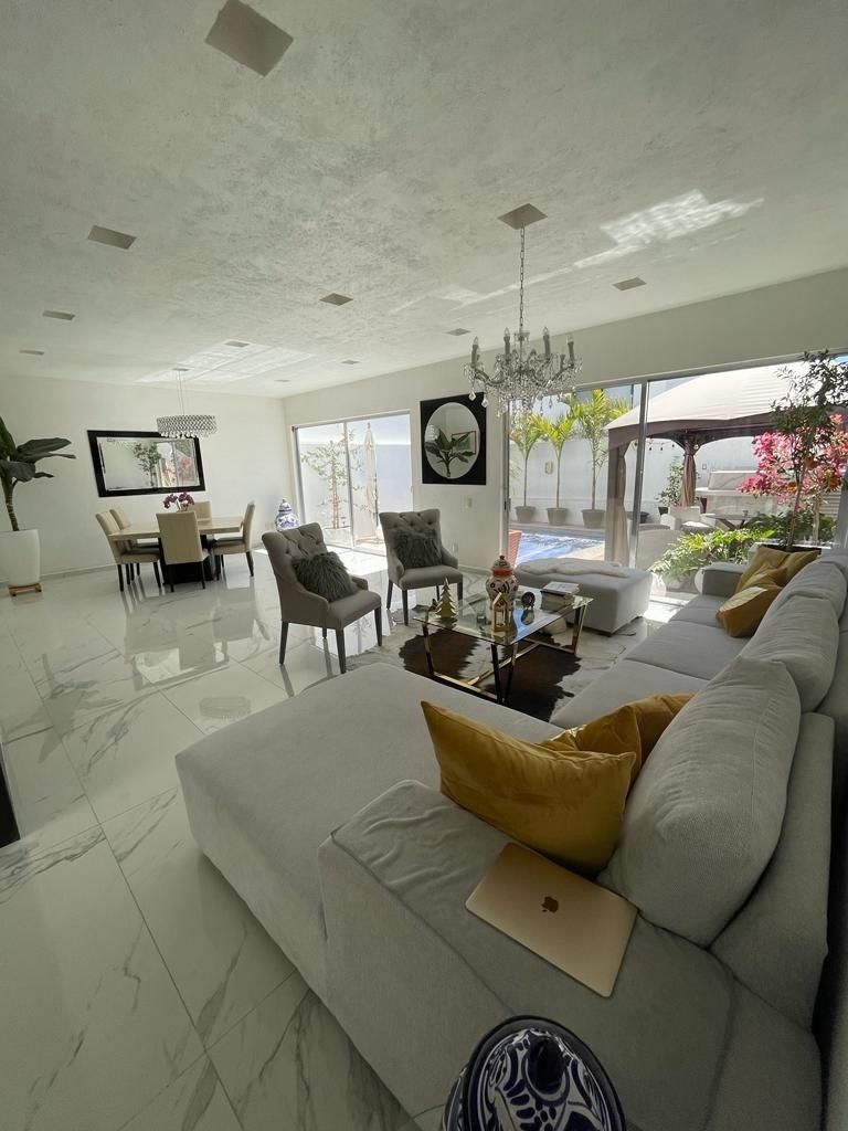 VENTA DE CASA EN CUMBRES DEL LAGO - foto 4
