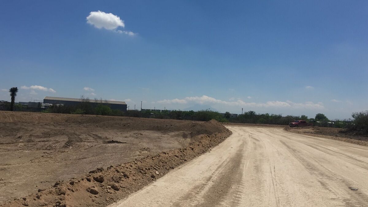 Magníficos Terrenos en Parque Industrial en Salinas Victoria, N. L. I - foto 4