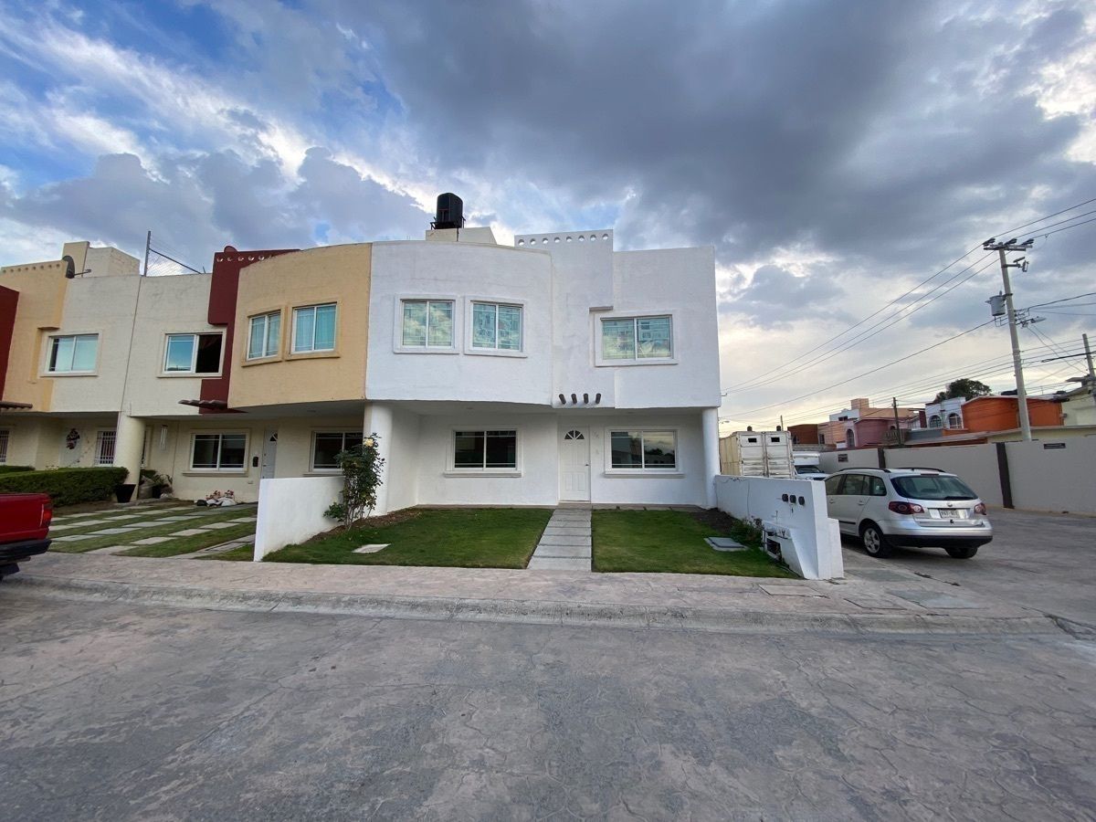 1 de 22: Casa en Renta Privada la Hacienda
