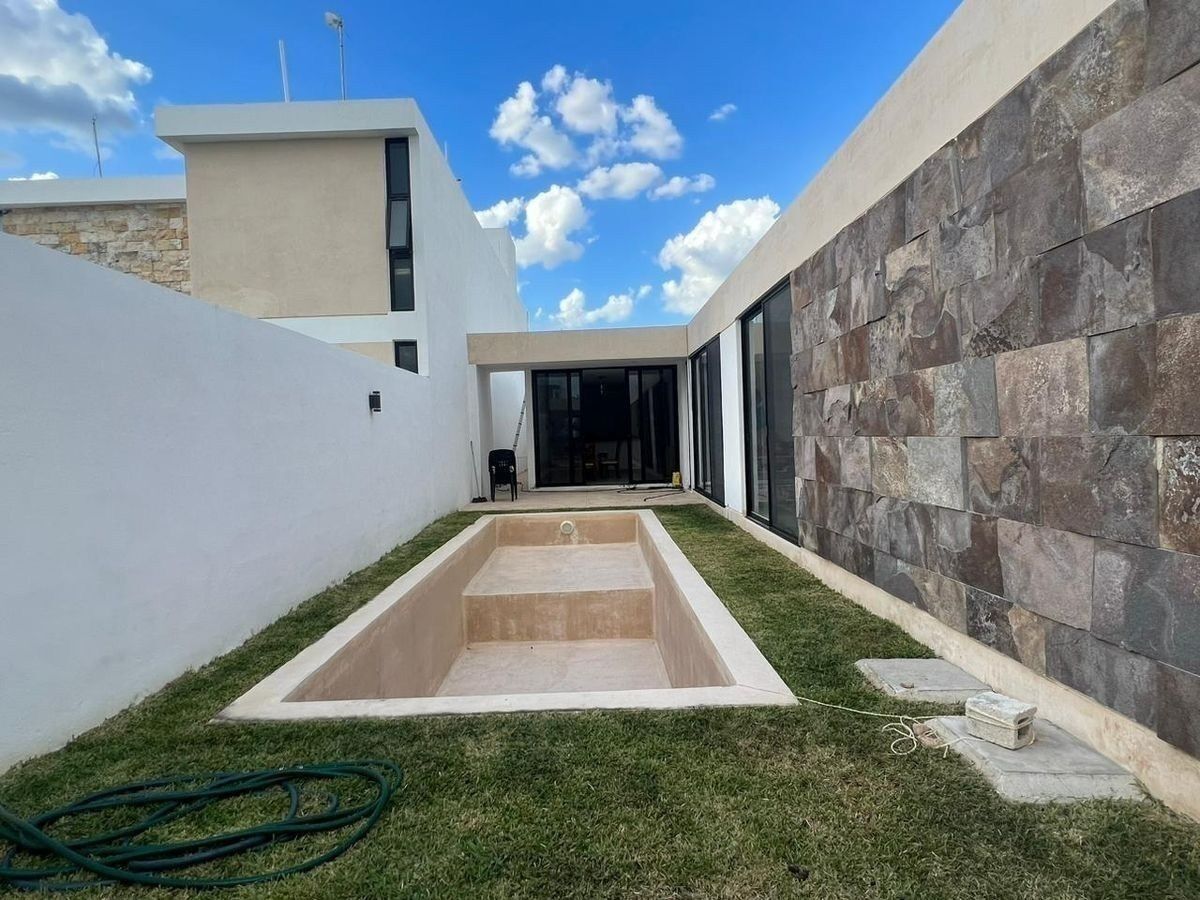 3 de 21: TERRENO DE 10X44