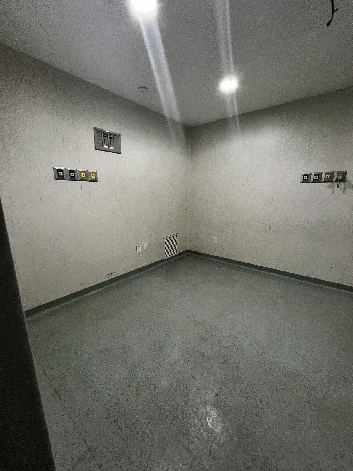 9 de 27
