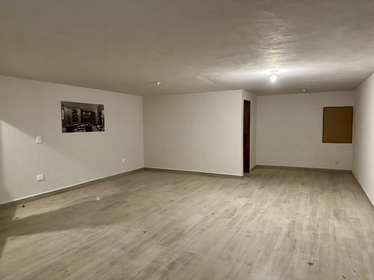 20 de 24: Sótano / Cuarto Multiusos