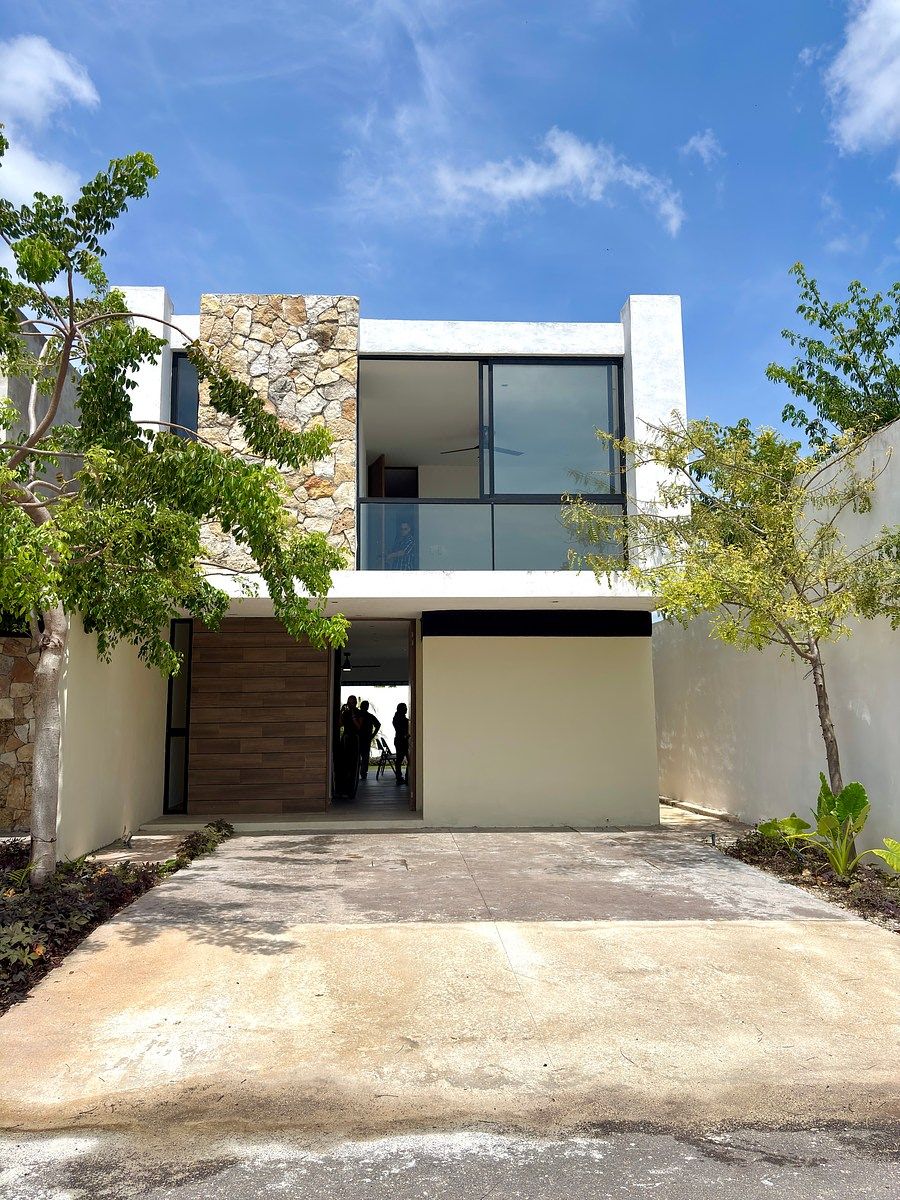 Casa en Venta de 3 Recámaras en Elementa Conkal, cerca de Plaza Altabrisa