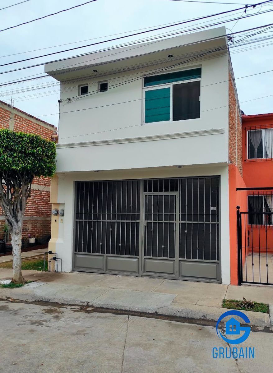 1 de 15: COCHERA TECHADA
