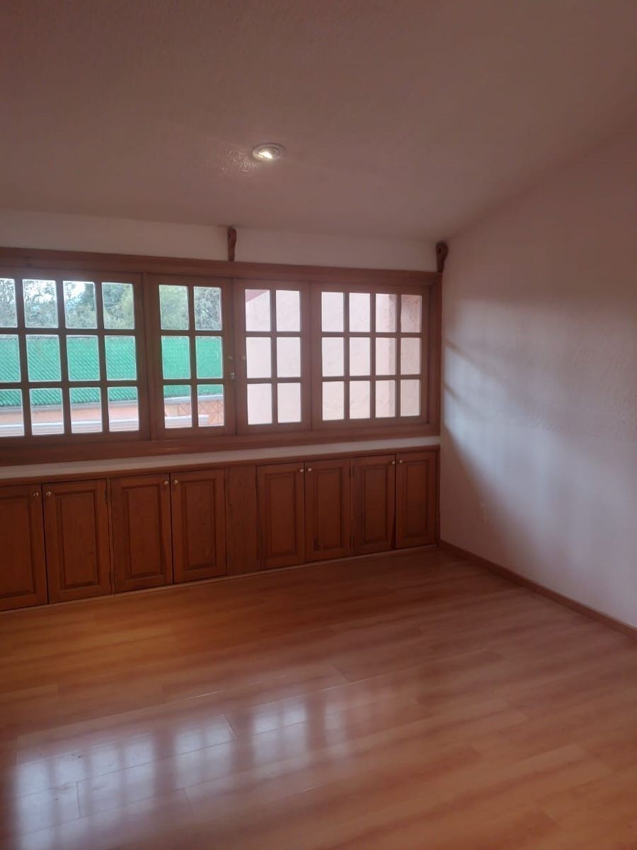 6 de 12: Casa en Renta en San Nicolas Totolapan Rayo Vende ®