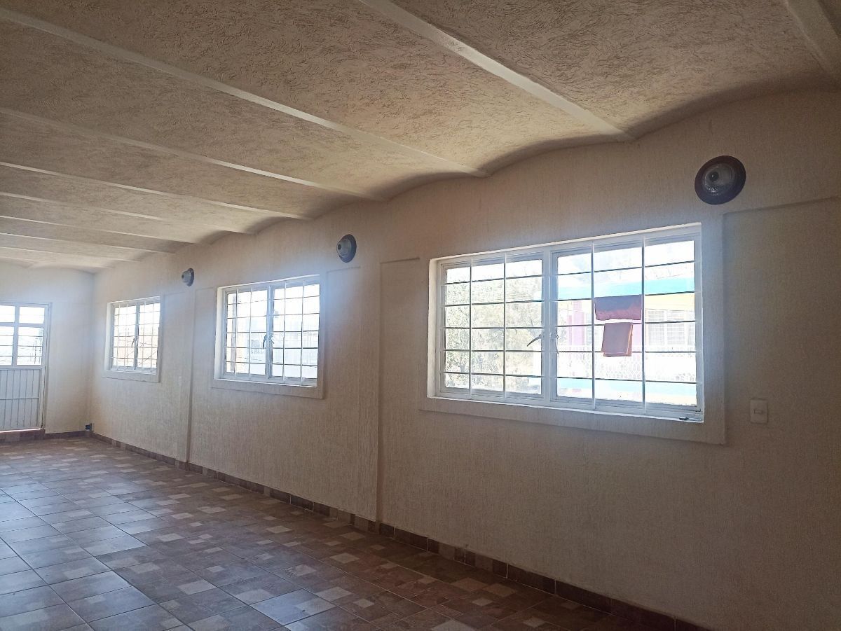 PROTECCIONES EN PUERTAS Y VENTANAS