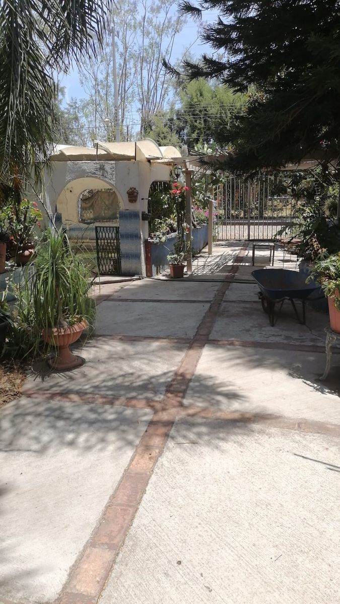 17 de 30: pasillo de ingreso