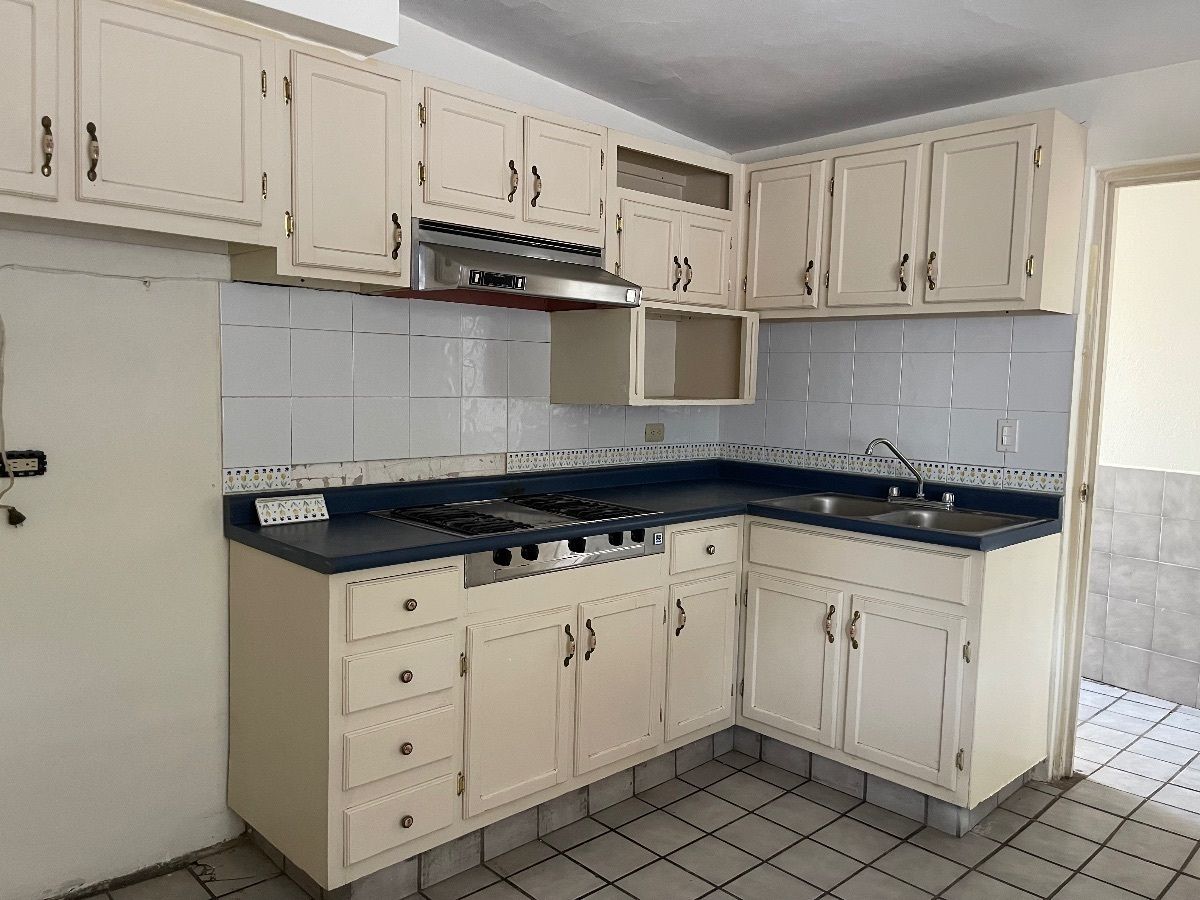 2 of 11: Cocina
