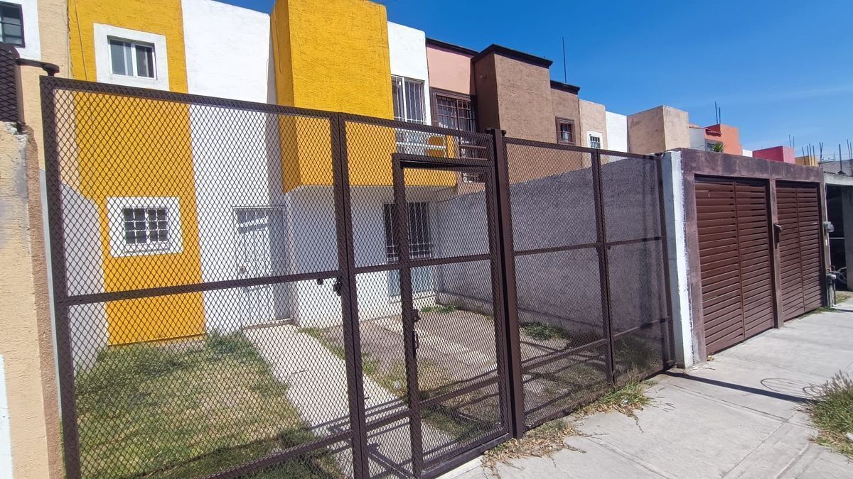 Casa para alugar em Colinas do Sul, bem localizada e com espaços amplos, foto 1 de 17