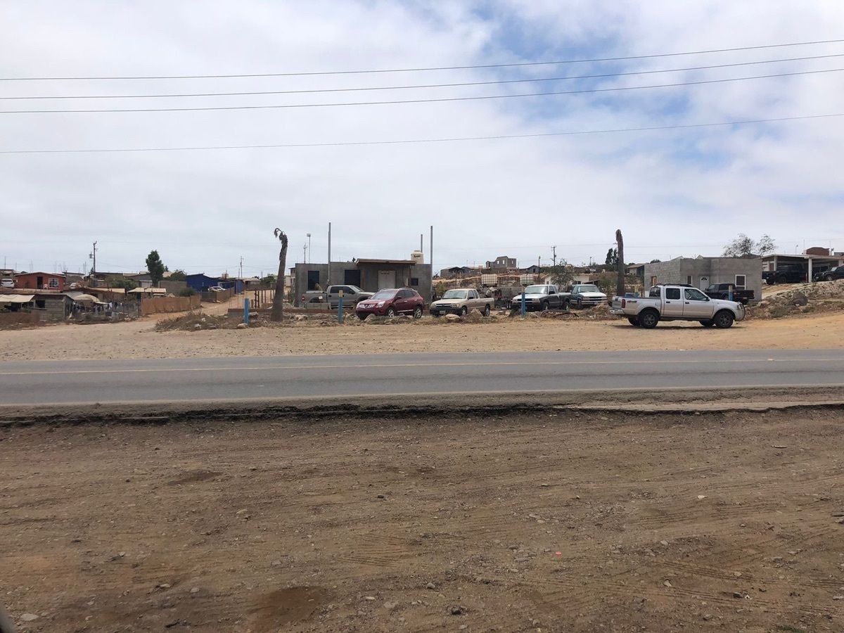 1 de 9: TERRENO FRENTE A CARRETERA ENSENADA- LA PAZ
