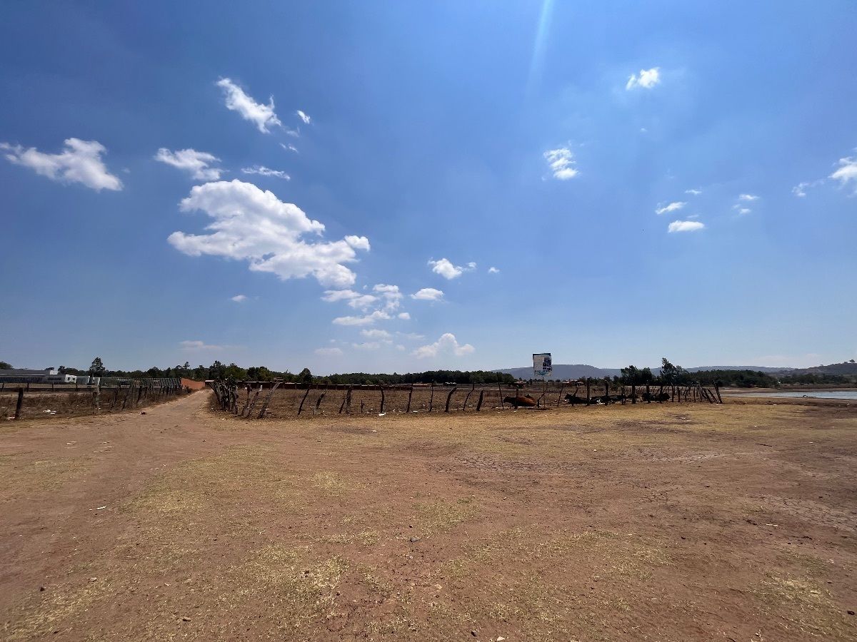 terreno de la izq