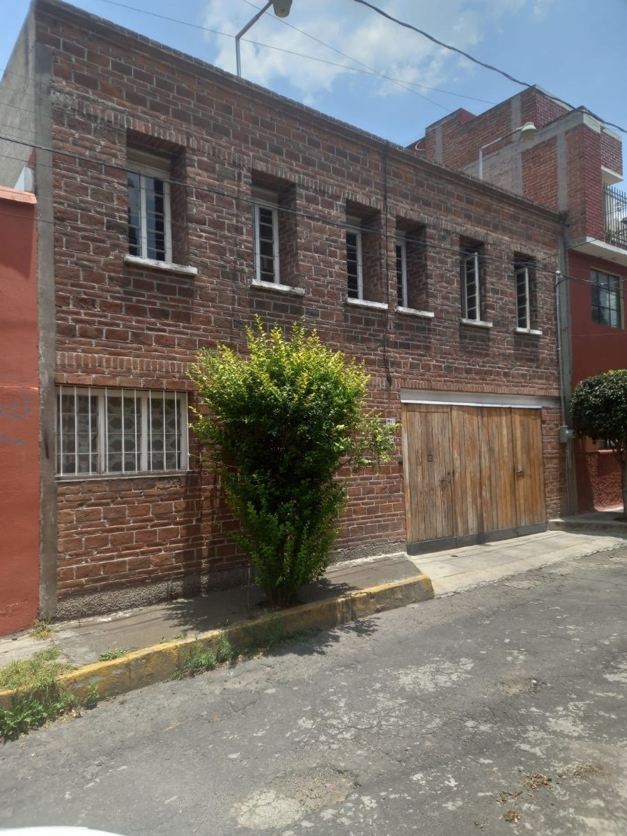 CASA con Uso de Suelo en Chimalistac