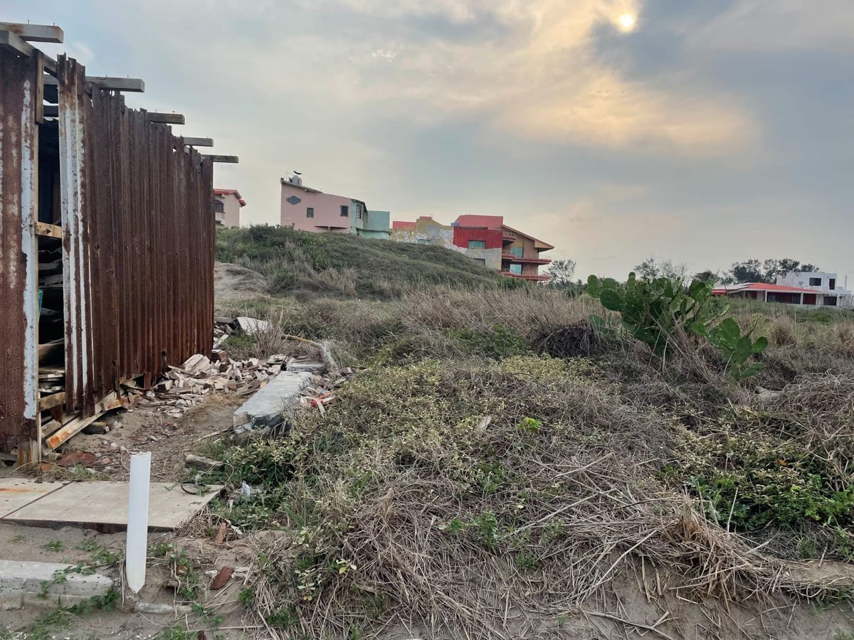 Terreno de 1,500 m2 en venta en Santa María Buenavista. ALVARADO. VERACRUZ - foto 4