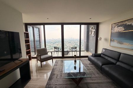 FURNISHED APARTMENT IN THE LANDMARK