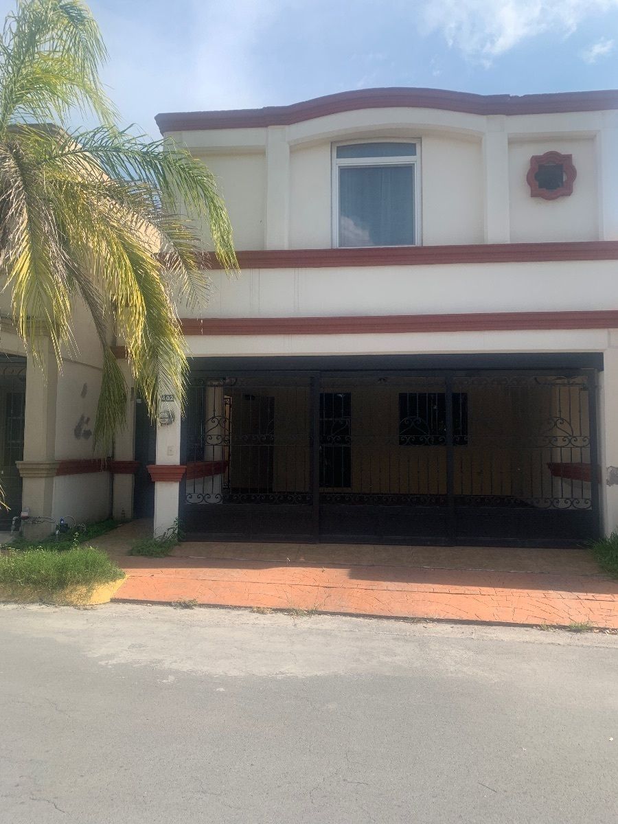 Casa en Renta en Cerradas del Roble, foto 1 de 25
