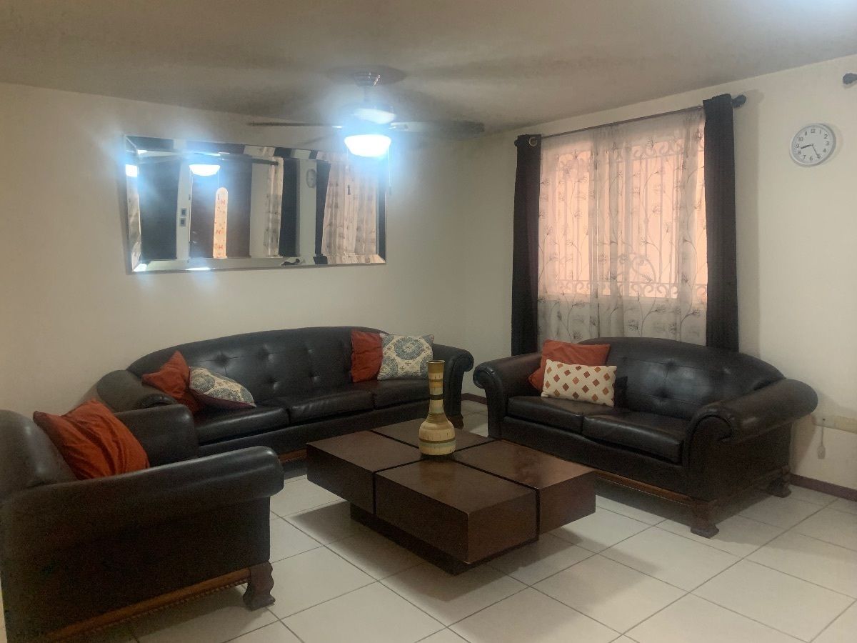 Casa en Cerradas Del Roble, San Nicolás de los Garza, foto 4 de 25