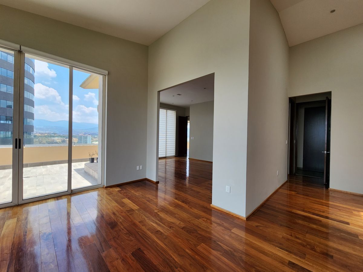 7 de 38: SALA