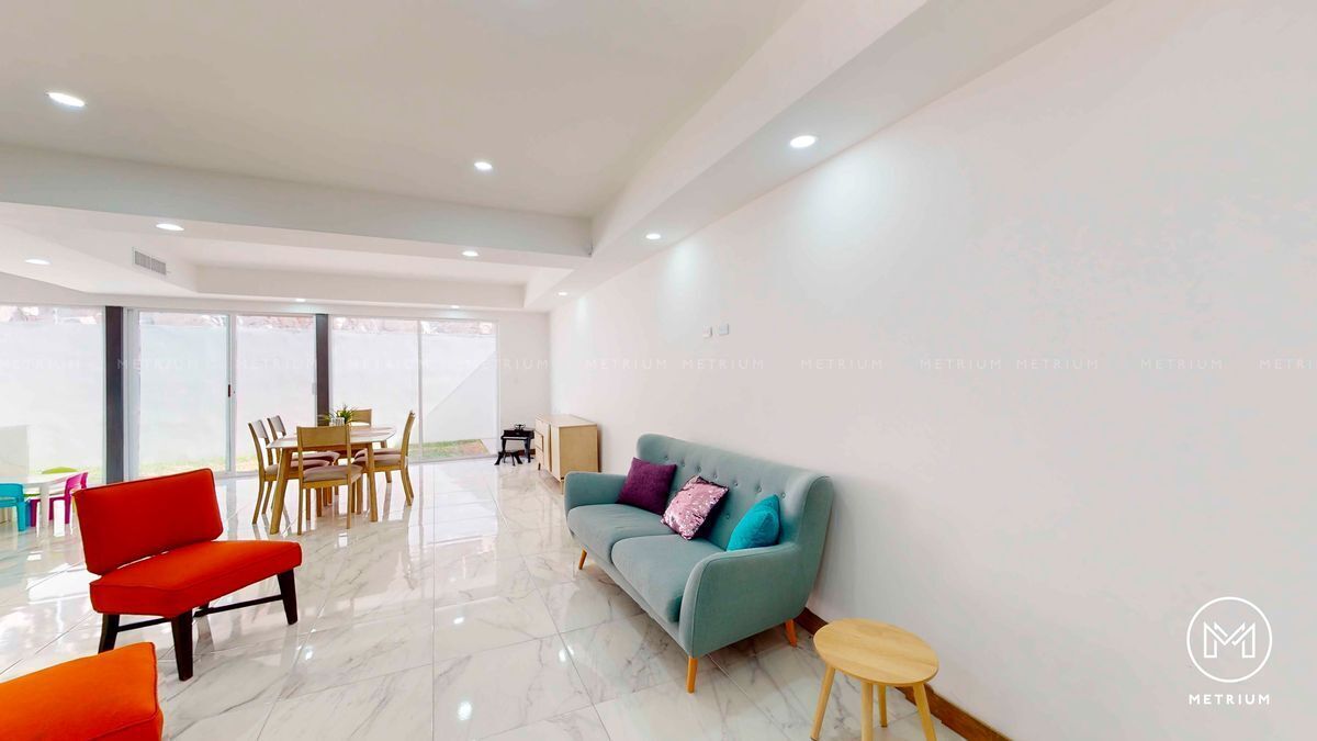 4 de 32: Sala