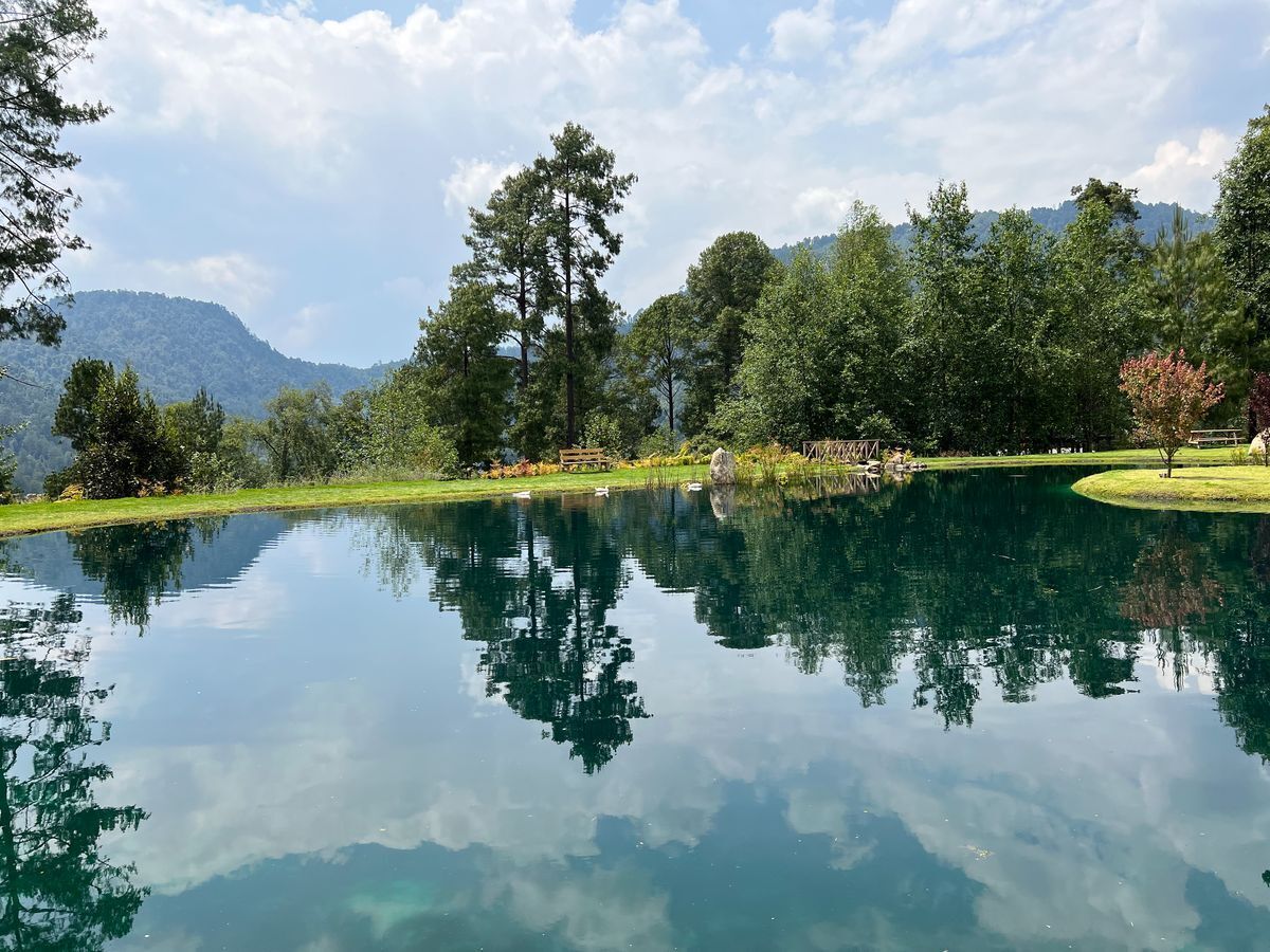 Casa en venta en medio el bosque cerca de Valle de Bravo