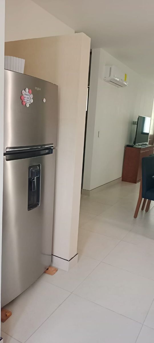 5 de 14: REFRIGERADOR