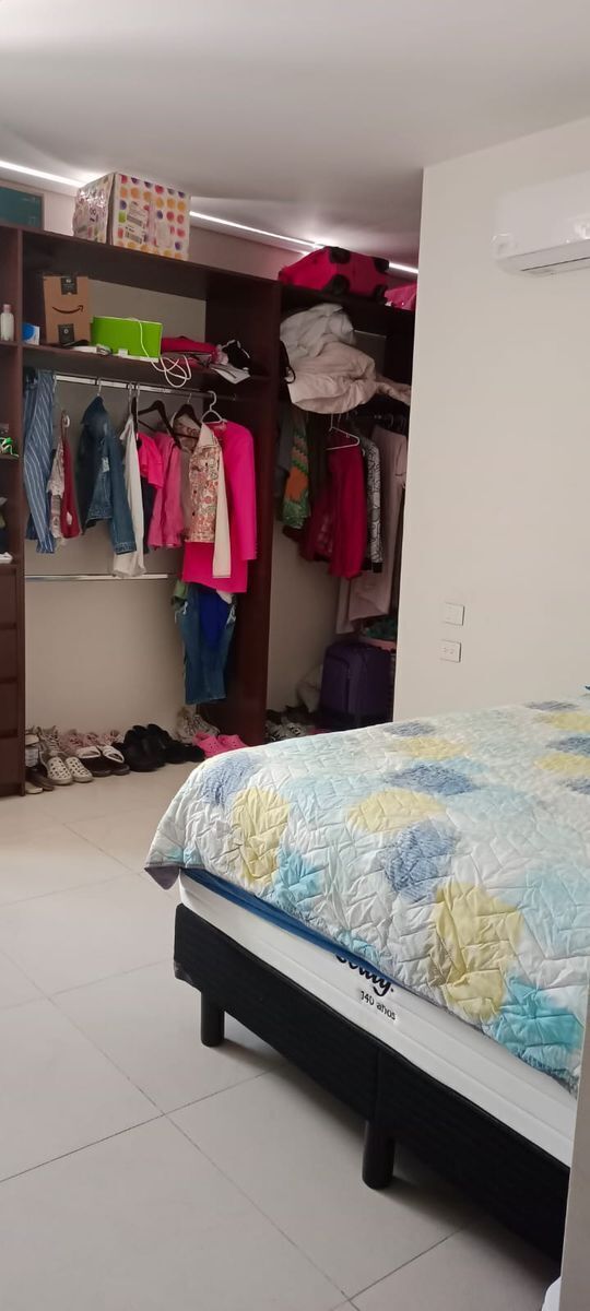 9 de 14: RECÁMARA PRINCIPAL CON BAÑO