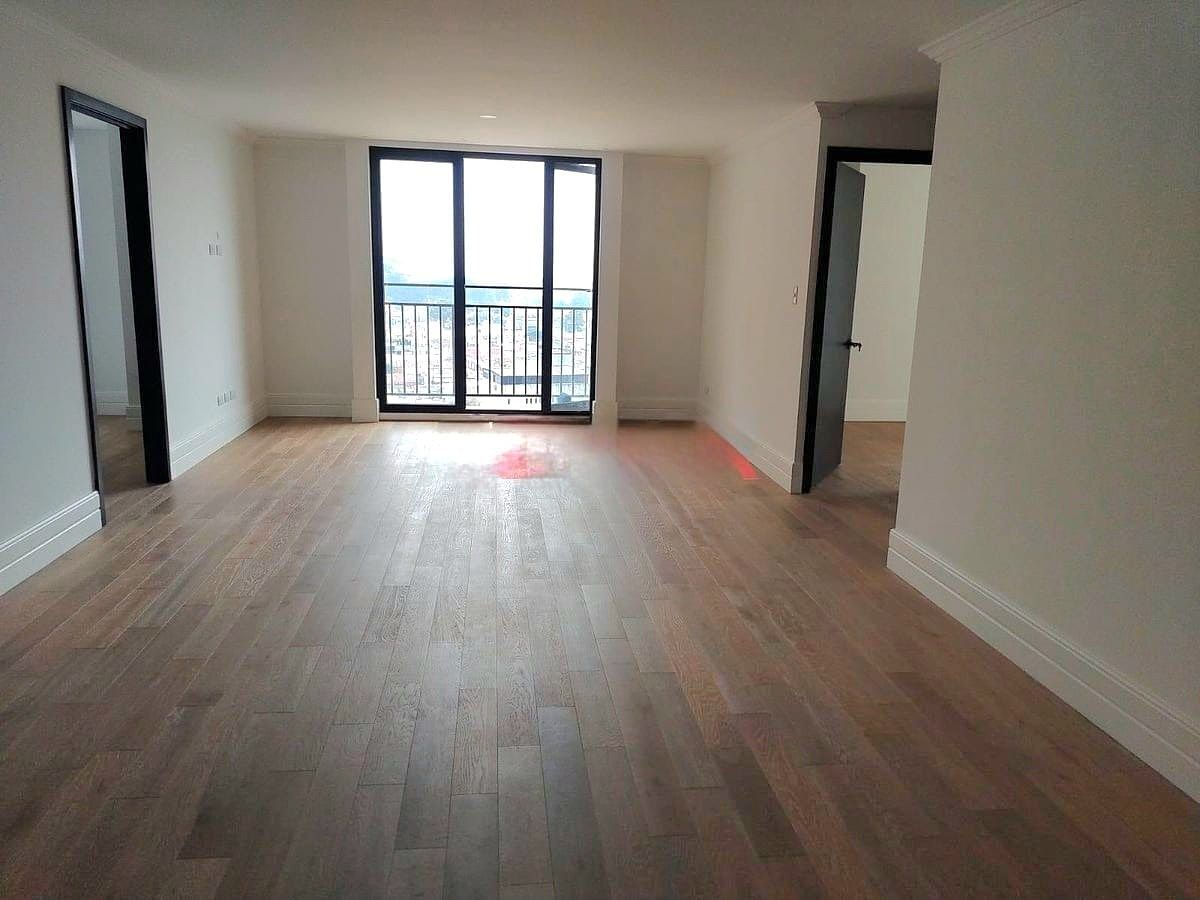 Apartamento Equipado en Venta | Edificio Céntrico, Zona 5 - Miniatura 2