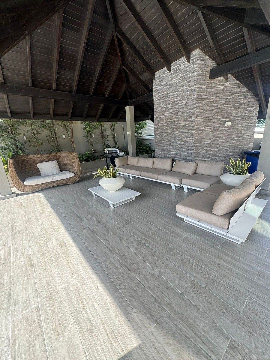 26 de 32: AREA PISCINA