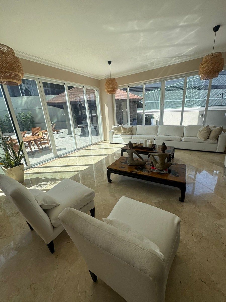 30 de 32: SALON MULTIUSO