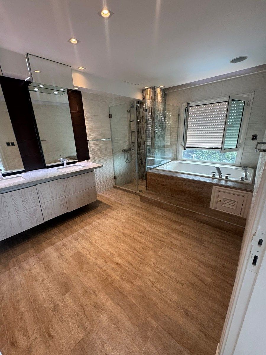 14 de 32: BAÑO PRINCIPAL