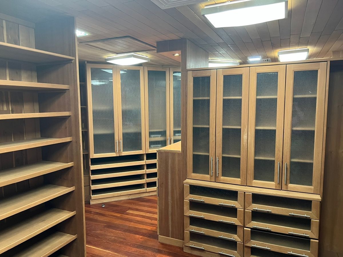 12 de 32: CLOSET HABITACION PRINCIPAL