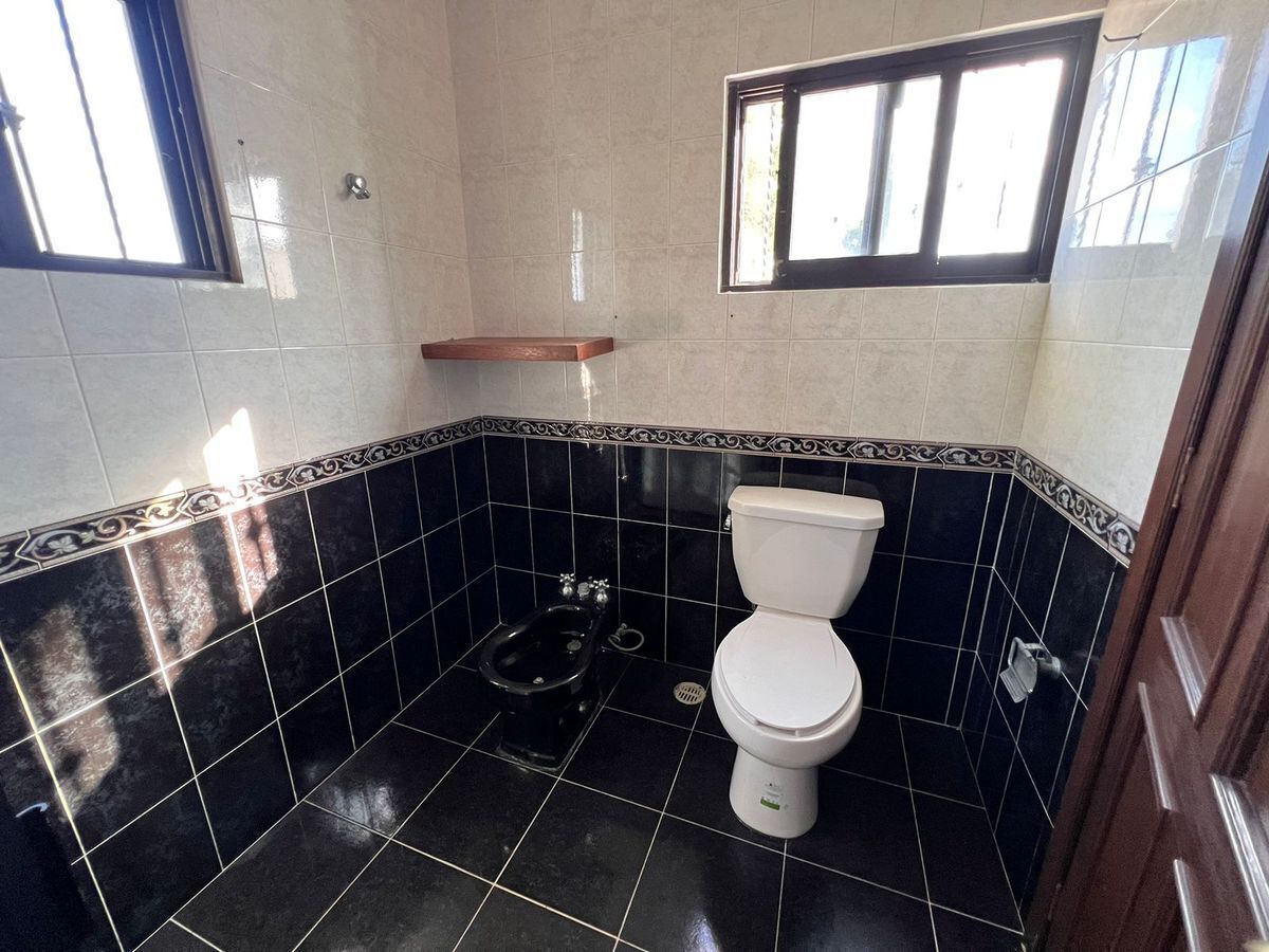 8 de 12: Baño Principal