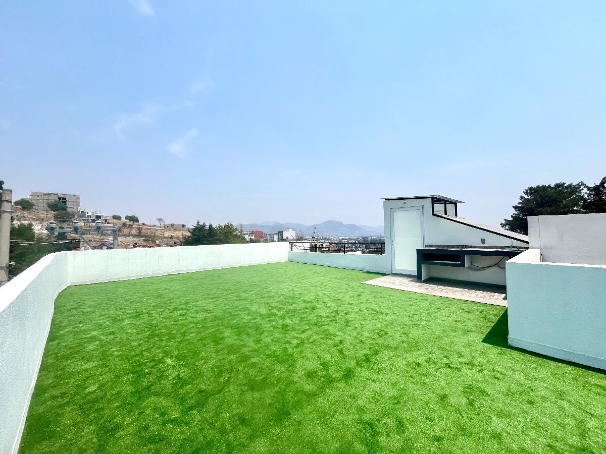 10 de 14: ROOF GARDEN CON ASADOR