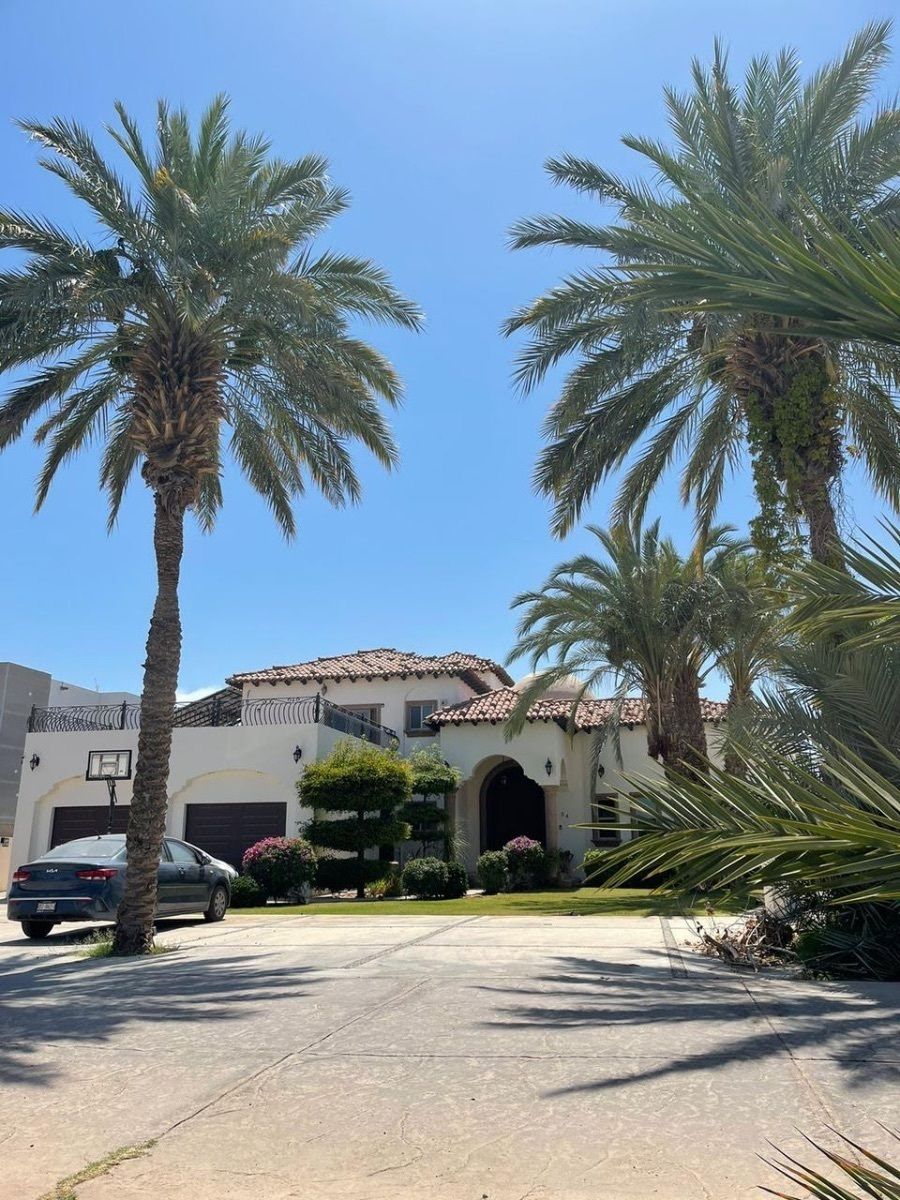 Se vende o renta amplia propiedad en privada San Agustín de las palmas