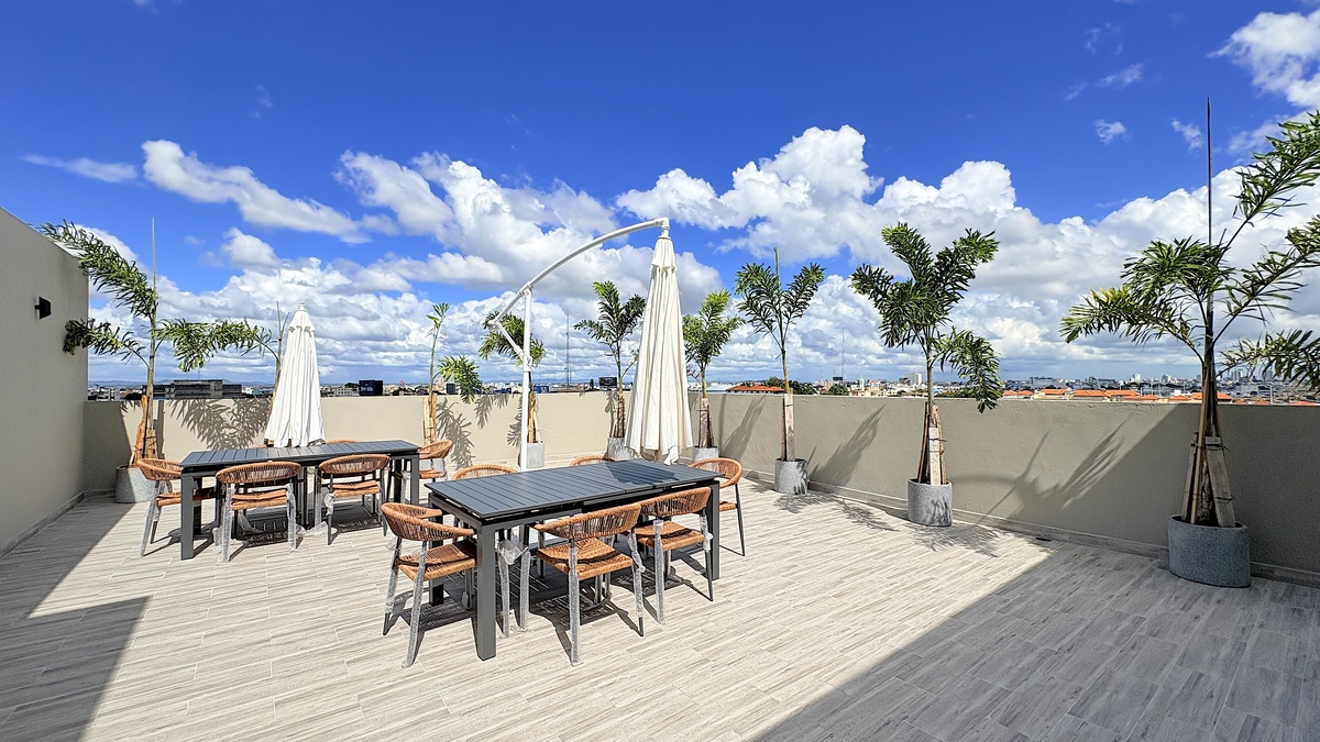 16 de 18: Terraza común en último nivel