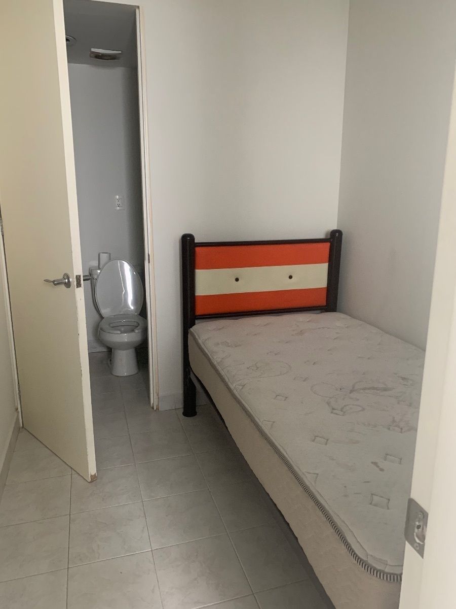 26 de 38: Cuarto de servicio