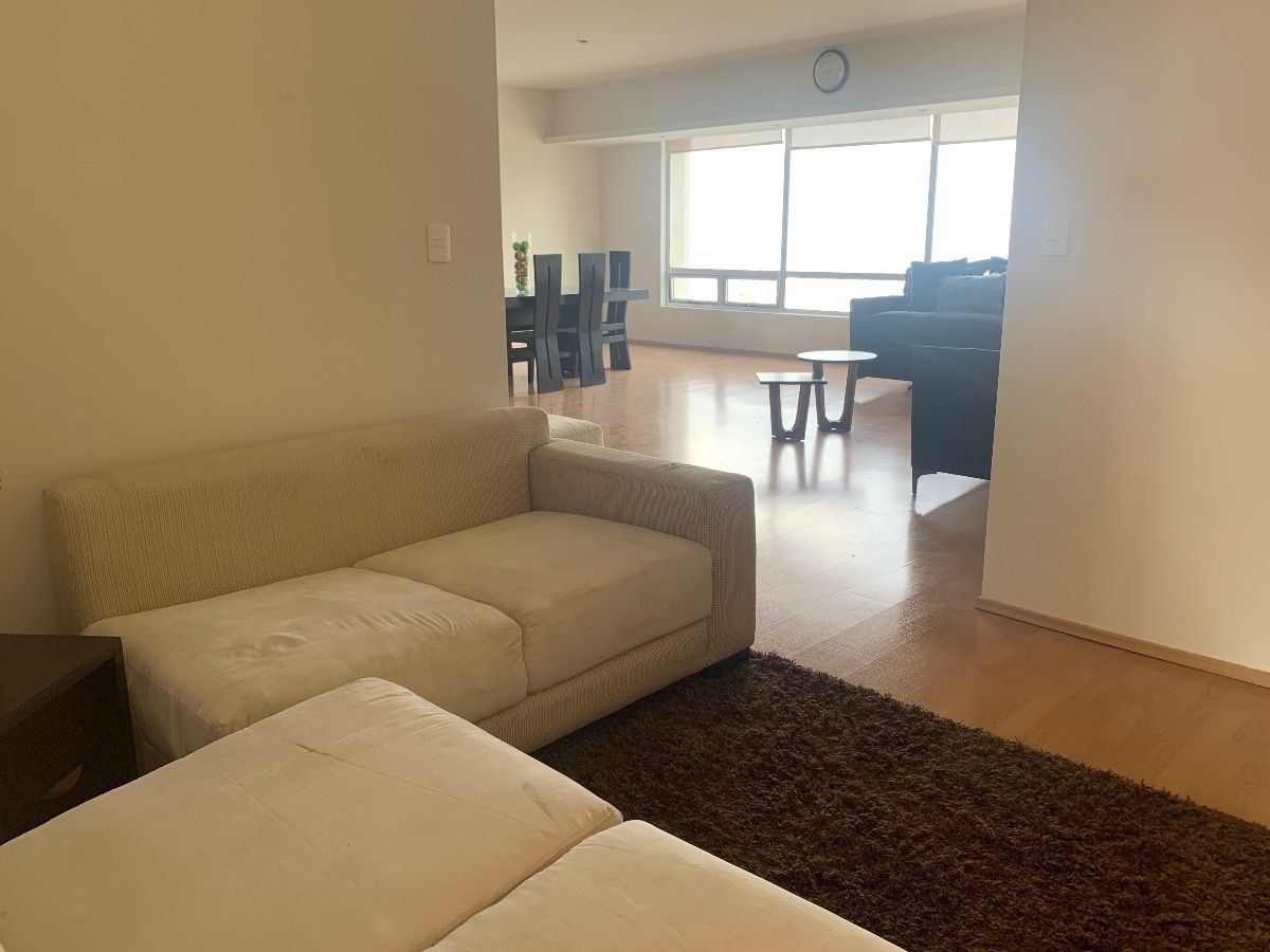 13 de 38: Sala de tv