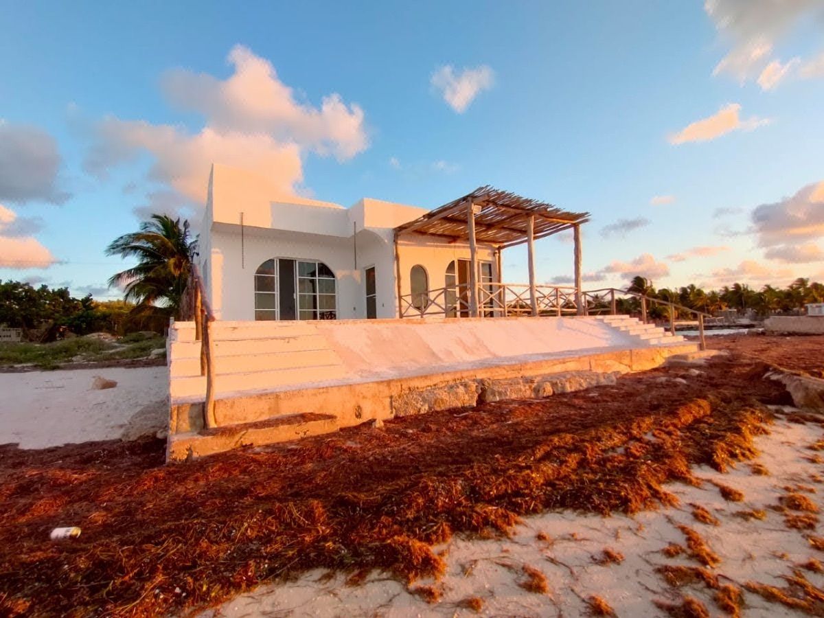 Excelente casa en venta frente al mar en chabihau!