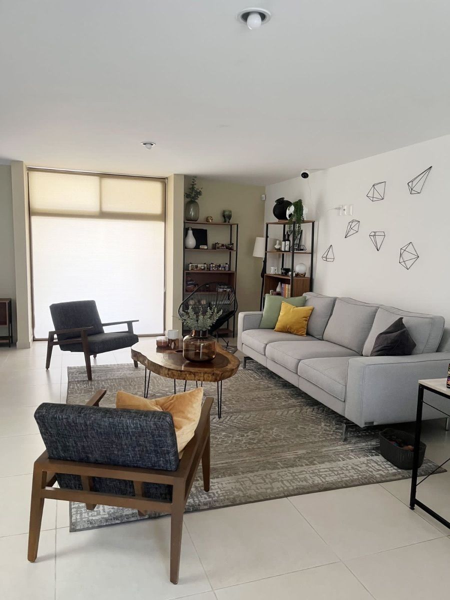 2 de 9: Sala