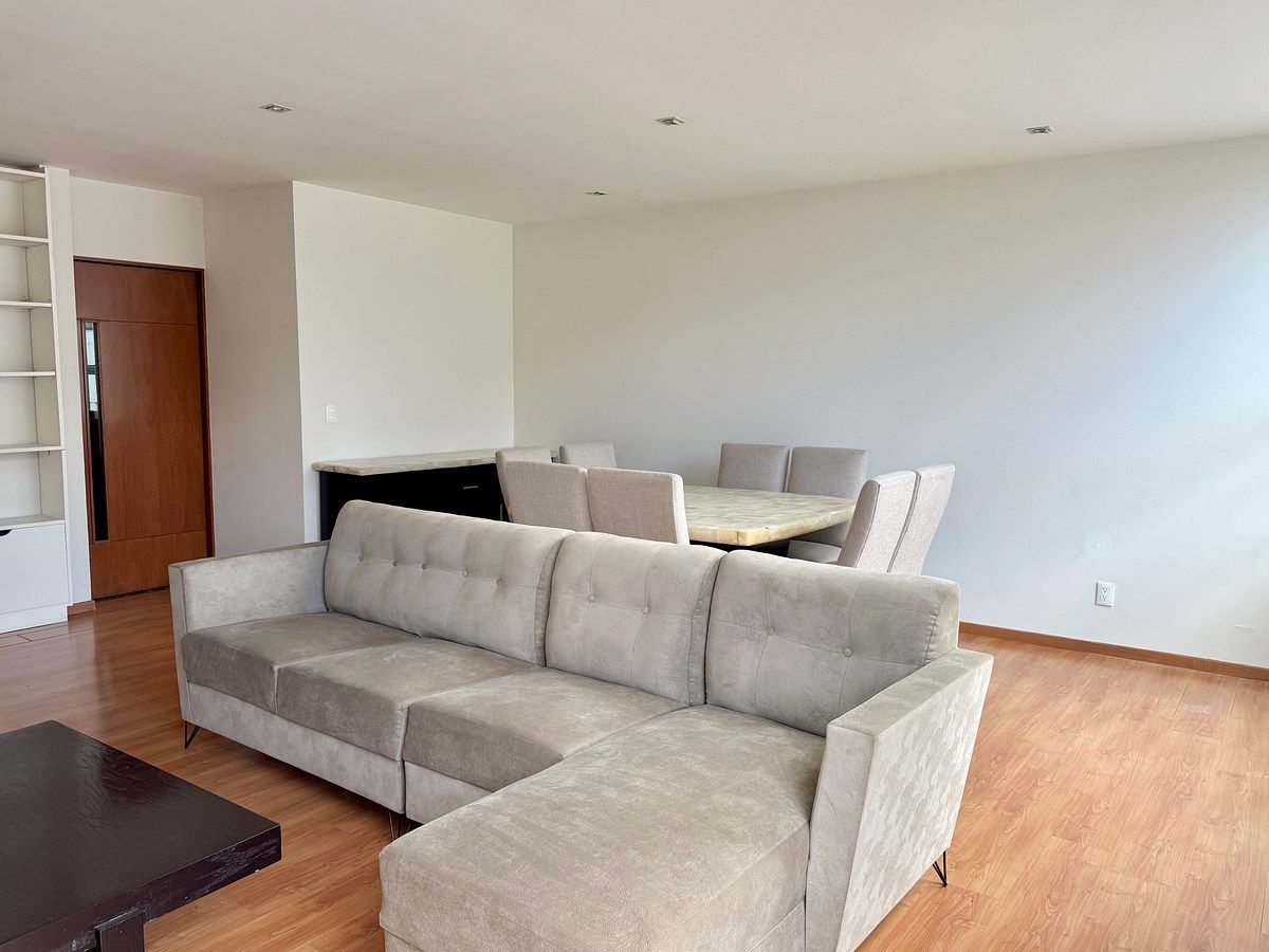 Sala, photo 4 of 23