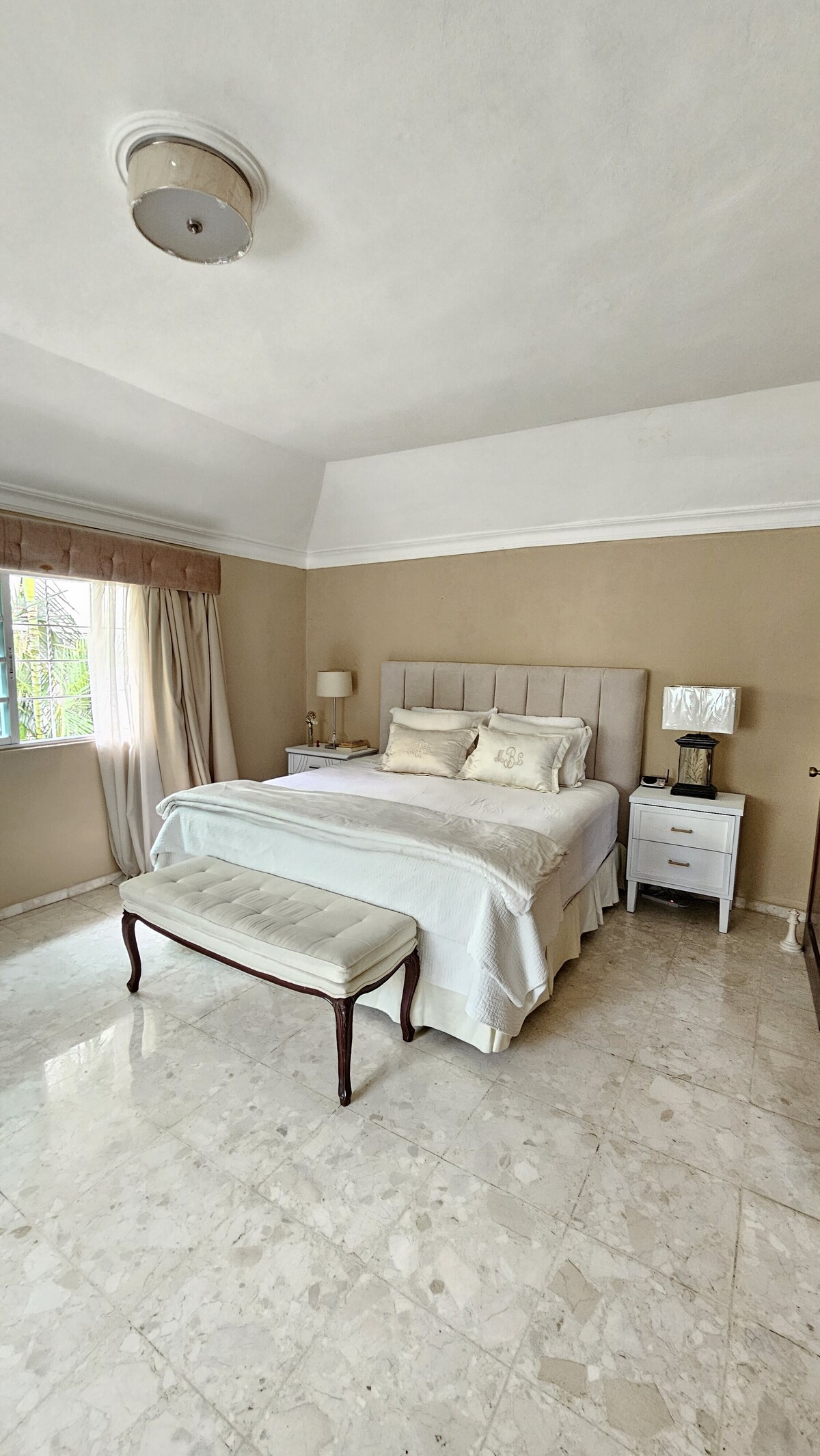 26 of 37: Habitación principal