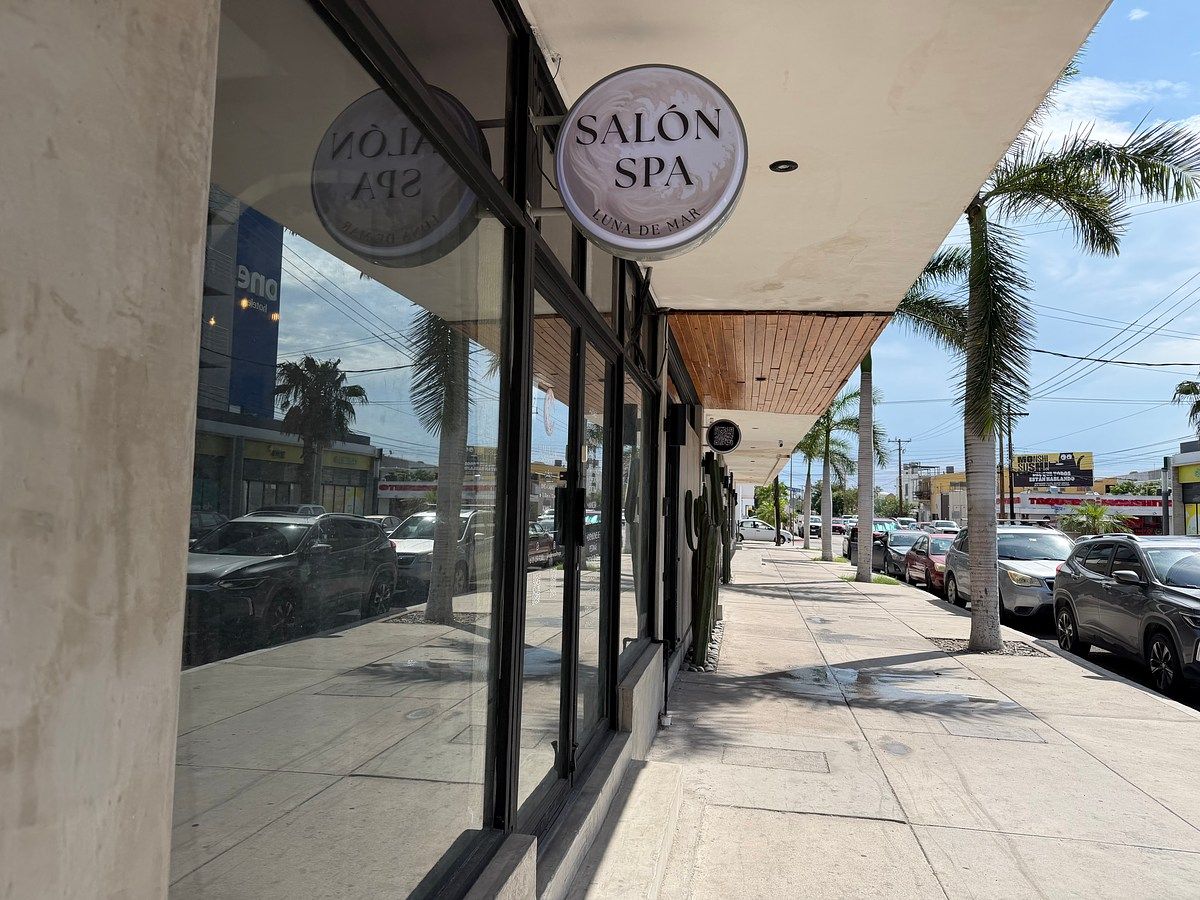 COMMERCIAL SPACE FOR RENT, photo 1 of 6