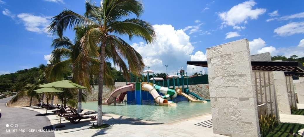 4 de 7: Zona de Juegos Infantiles