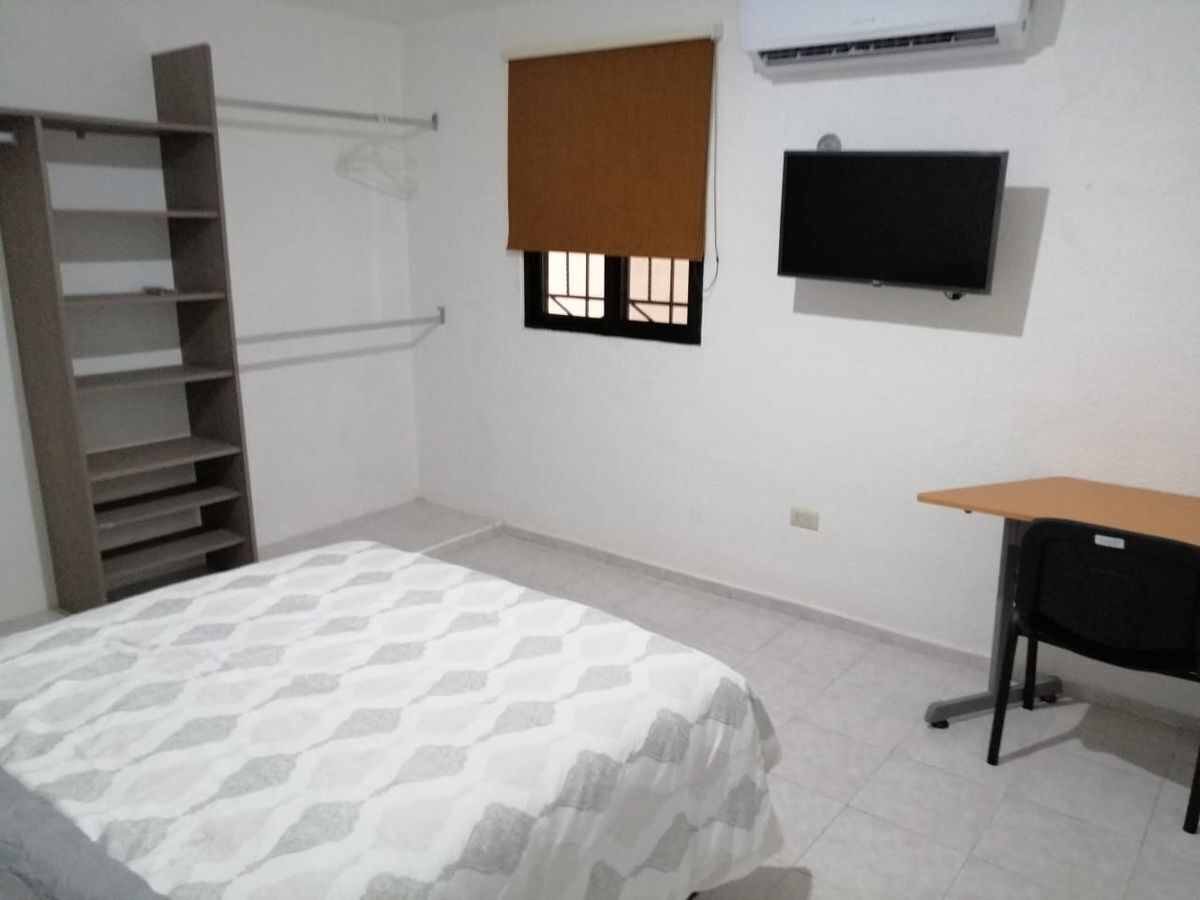 1 de 8: HABITACION 1