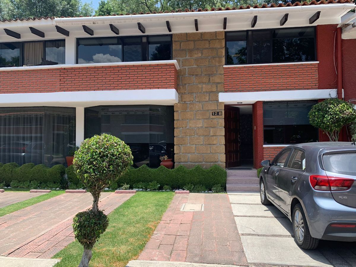 1 de 16: Fachada de la casa