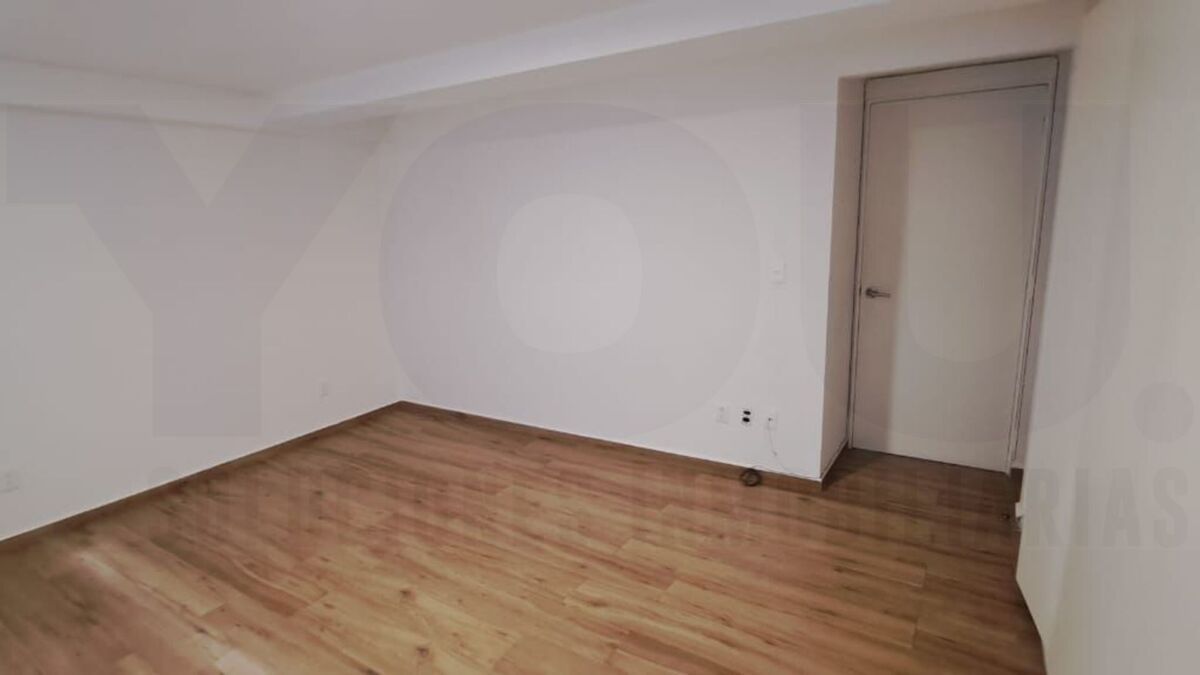 13 of 25: HABITACIÓN SECUNDARIA