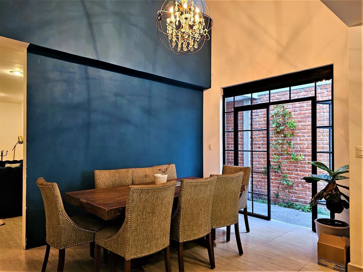 Linda casa en venta en Lomas de Juriquilla, Querétaro.