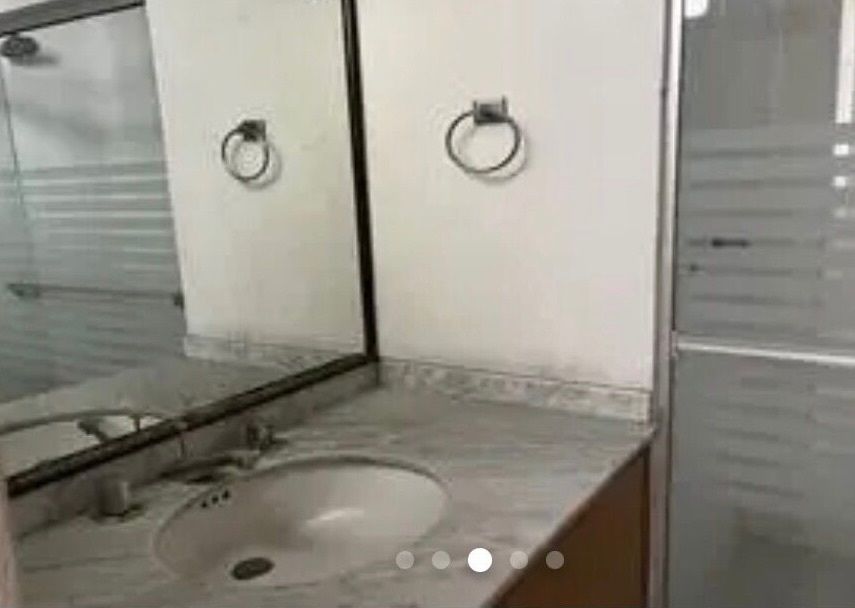 3 de 8