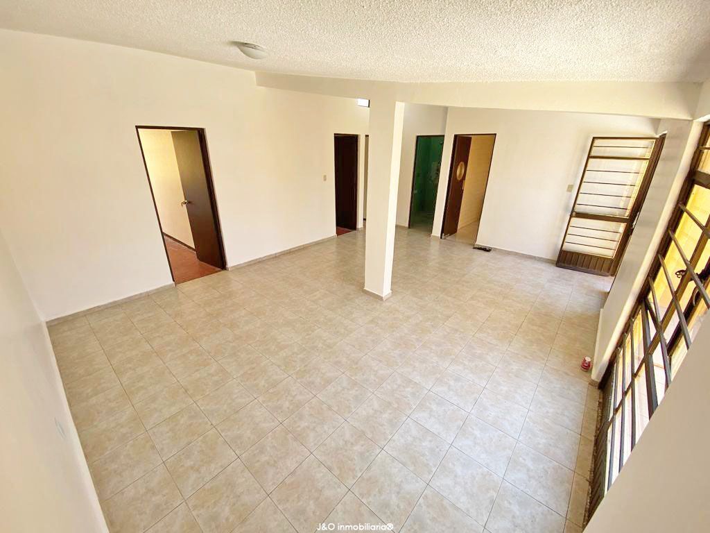 2 de 13: Sala
