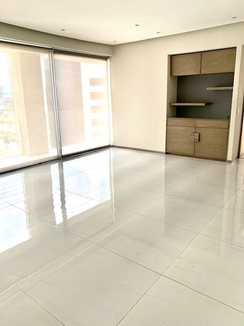 3 de 21: SALA COMEDOR